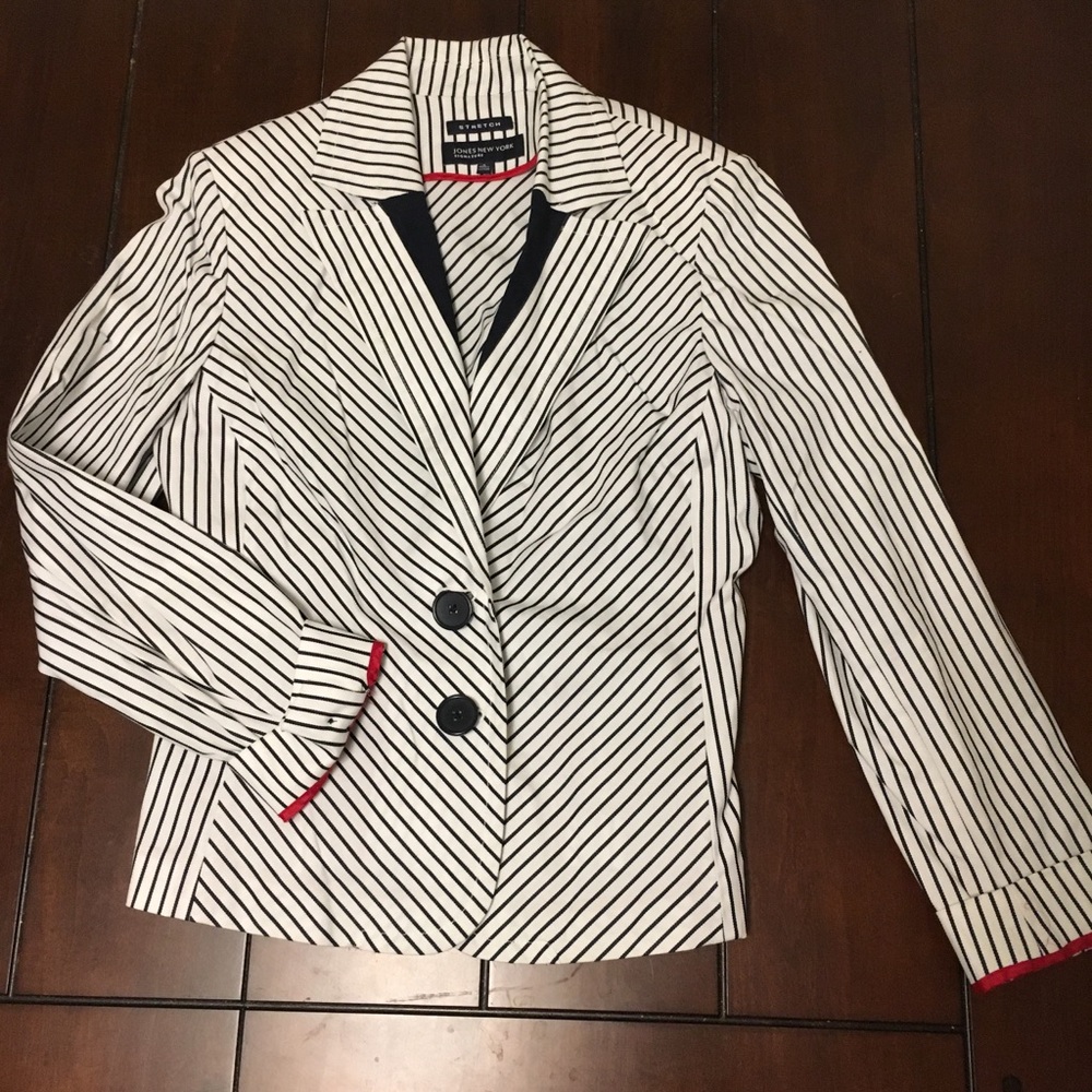 Jones New York nautical-style blazer - Size 8